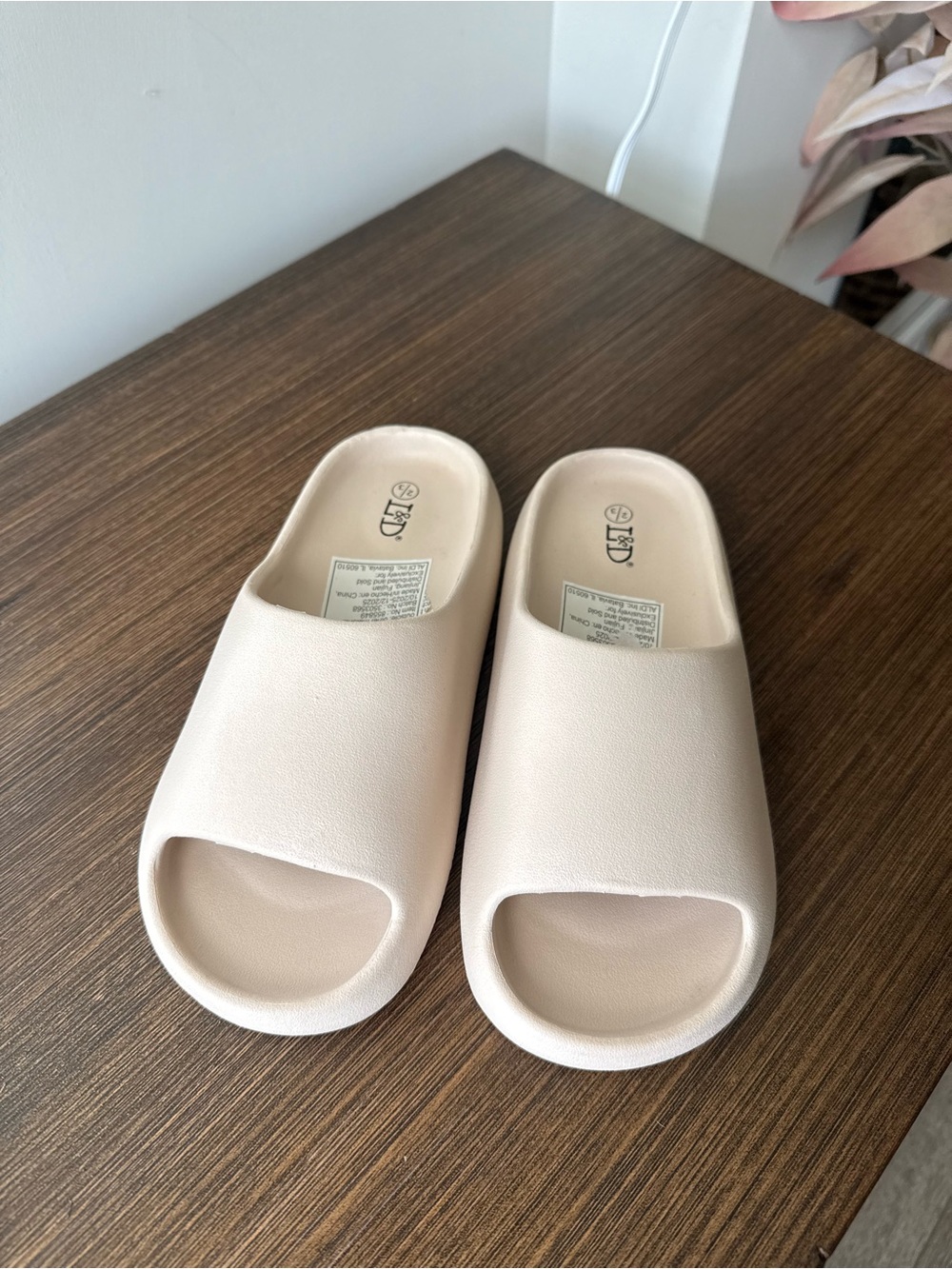 Kids Slide Slippers - Cream Open-Toe Comfort